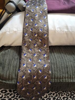 Robert Talbott Brown Tie with Blue and Cream Geometric Motif